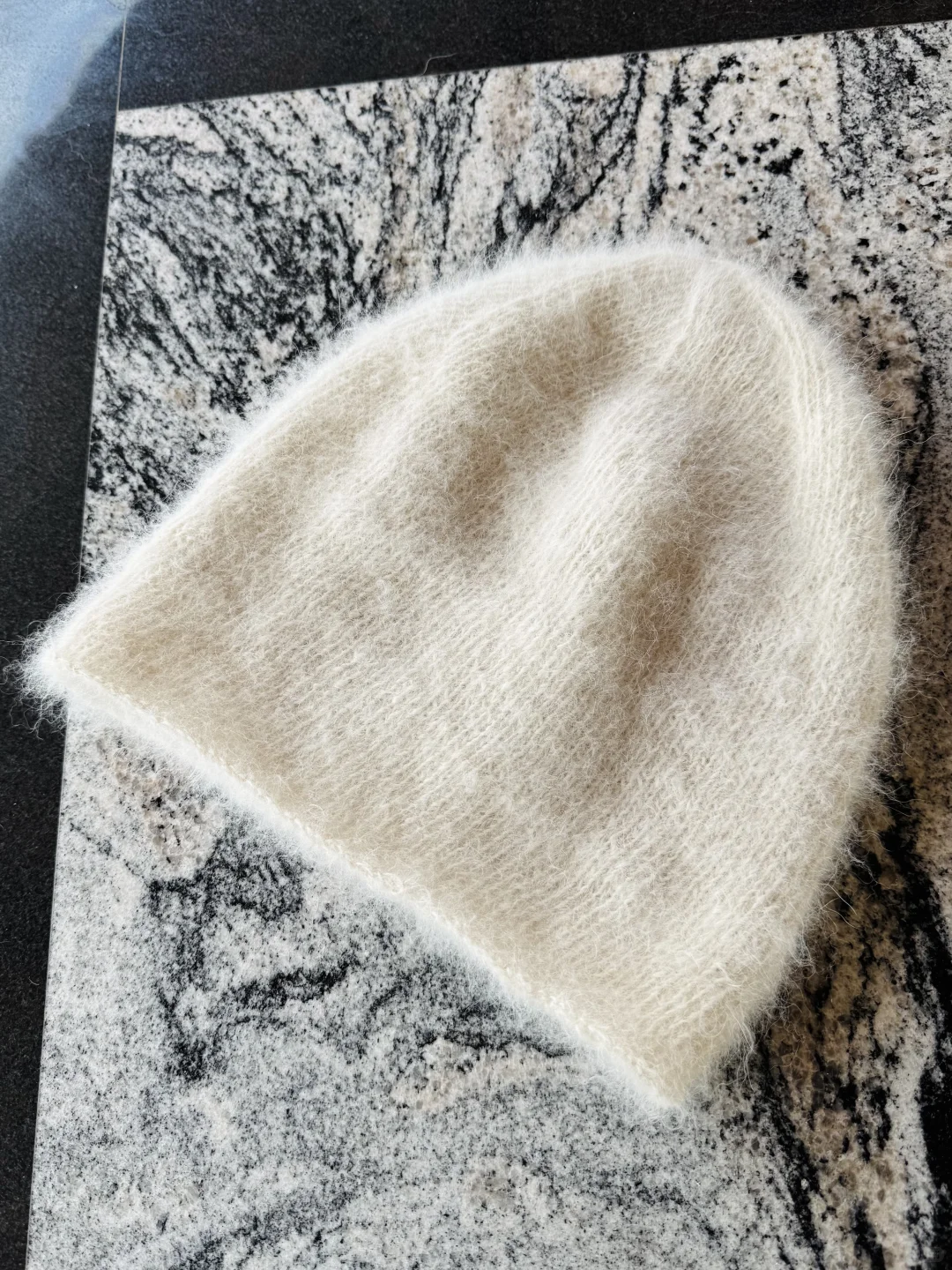 一顶绝无仅有的手纺狗绒帽子