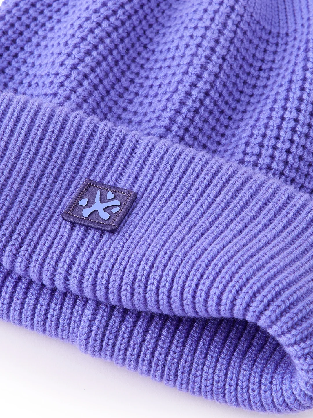 不仅温暖还好戴！这款羊毛帽陪你过秋冬