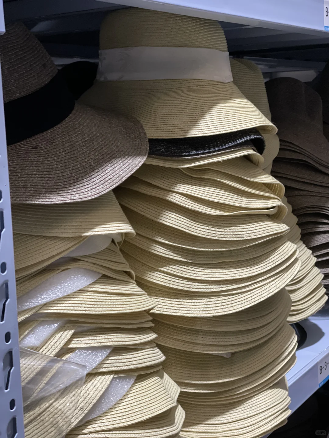 仓库实拍｜帽子头供应链