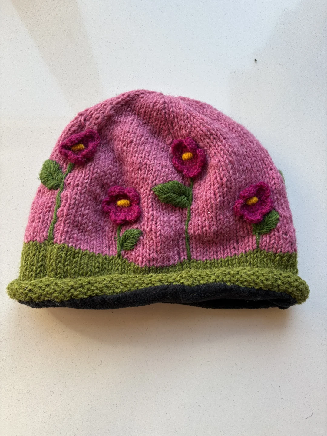 呐～帽子上开出了小花花