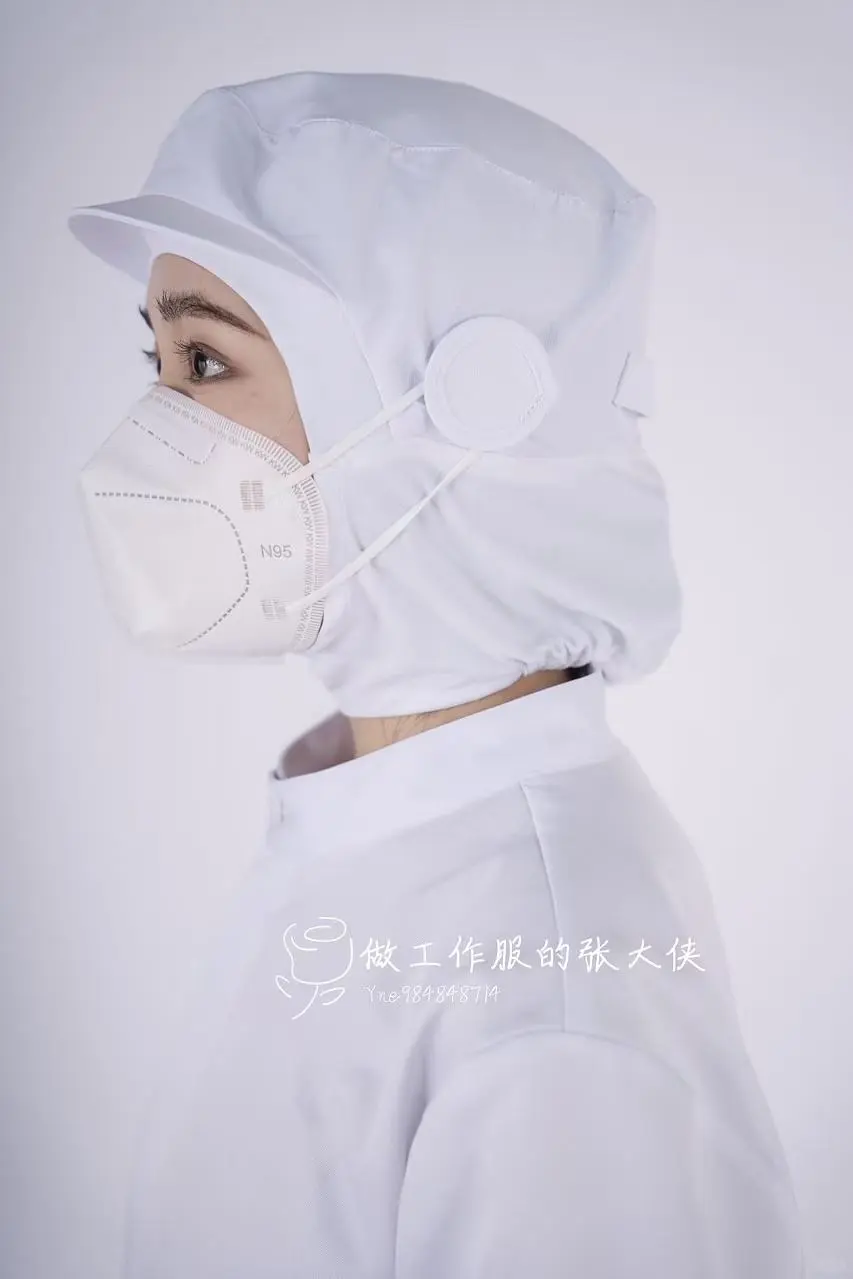 ?食品工厂的时尚秘密：白大褂加全包围帽子