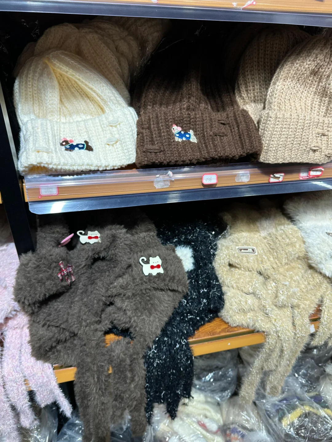 郑州帽子工厂店！一些爆款分享