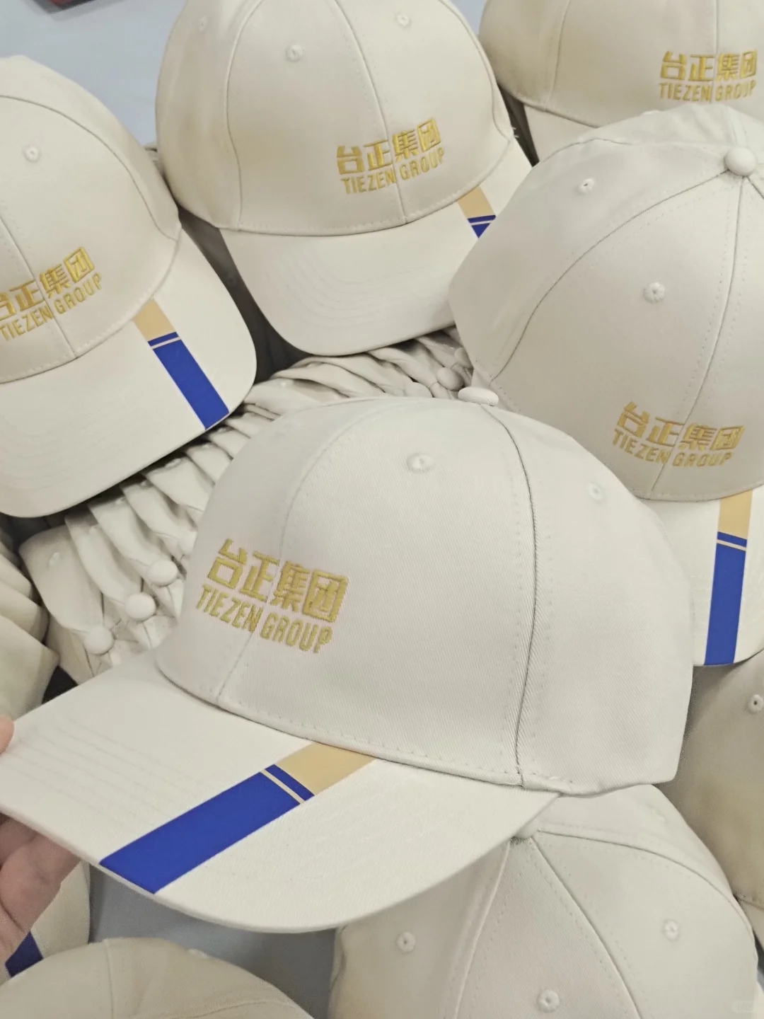 小批量大批量?定制棒球帽