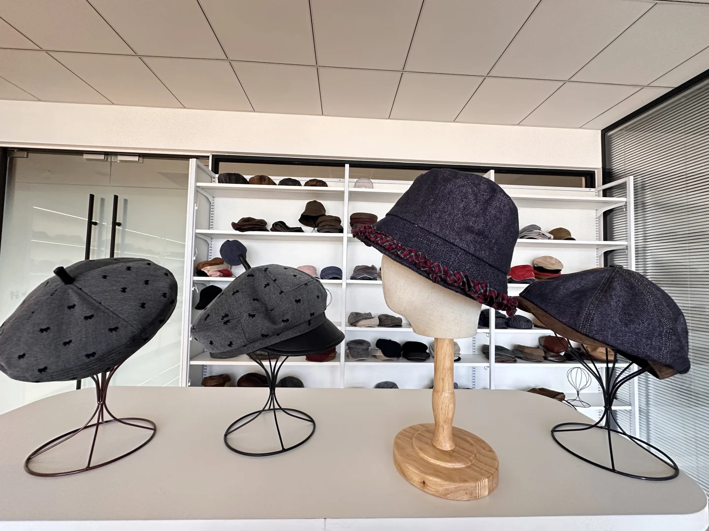 买手私藏基地：义乌CBD藏着的帽界供应链