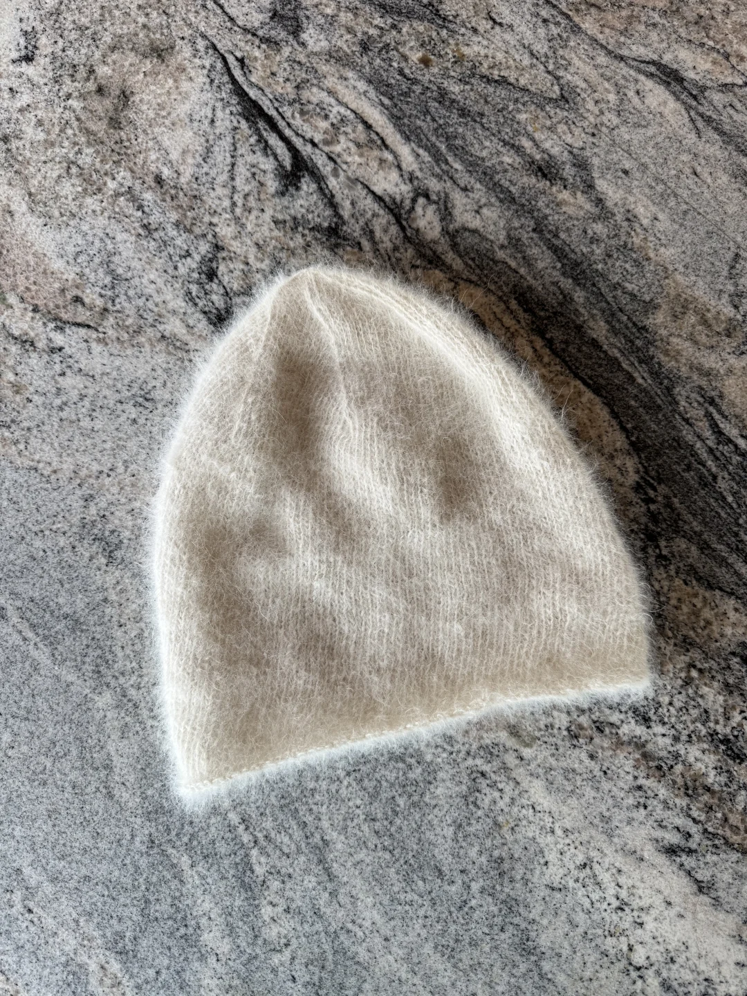 一顶绝无仅有的手纺狗绒帽子