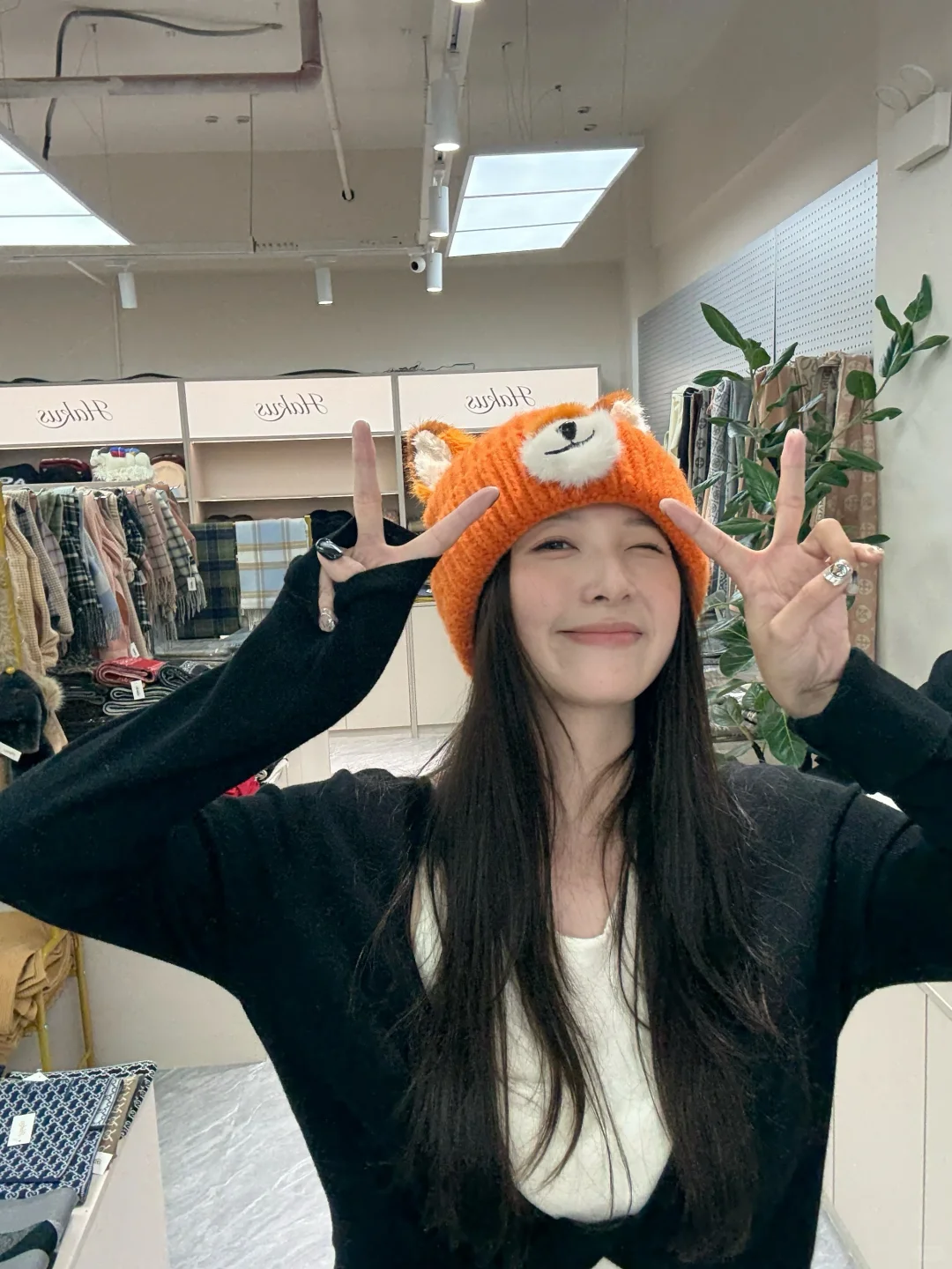 当我在义乌工厂选帽子时……