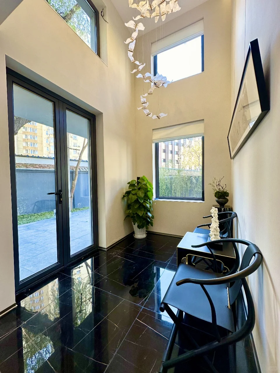 朝阳站独门独院全新上市隆重推出！