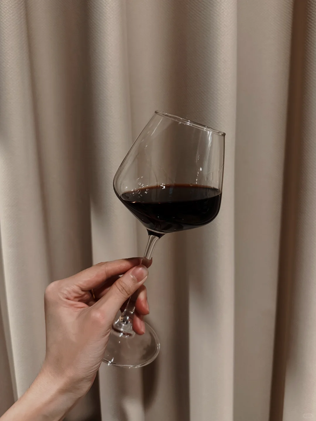 周五 独居 微醺