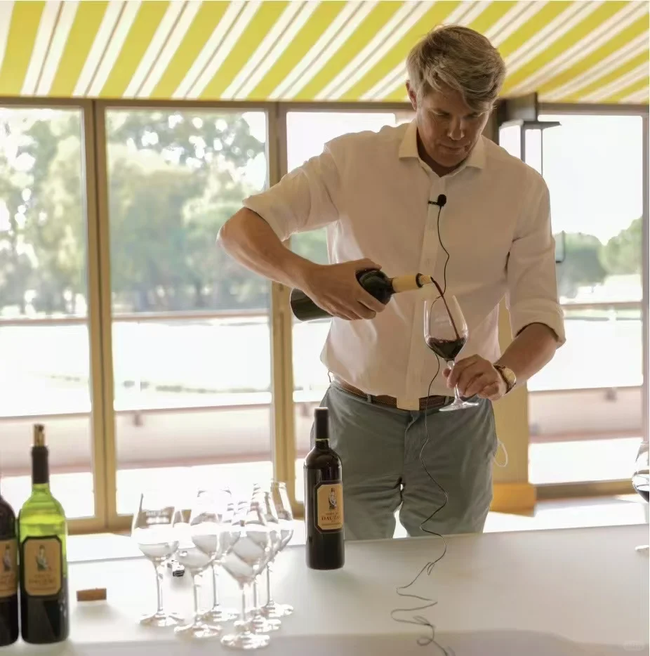 挖到列级名庄宝藏了,闭眼屯3箱