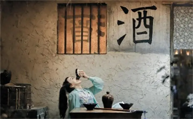 白酒的传统与礼仪的交融