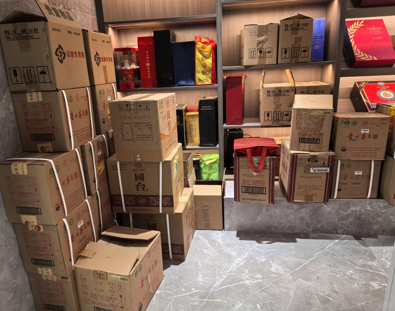 家里的酒越买越多?