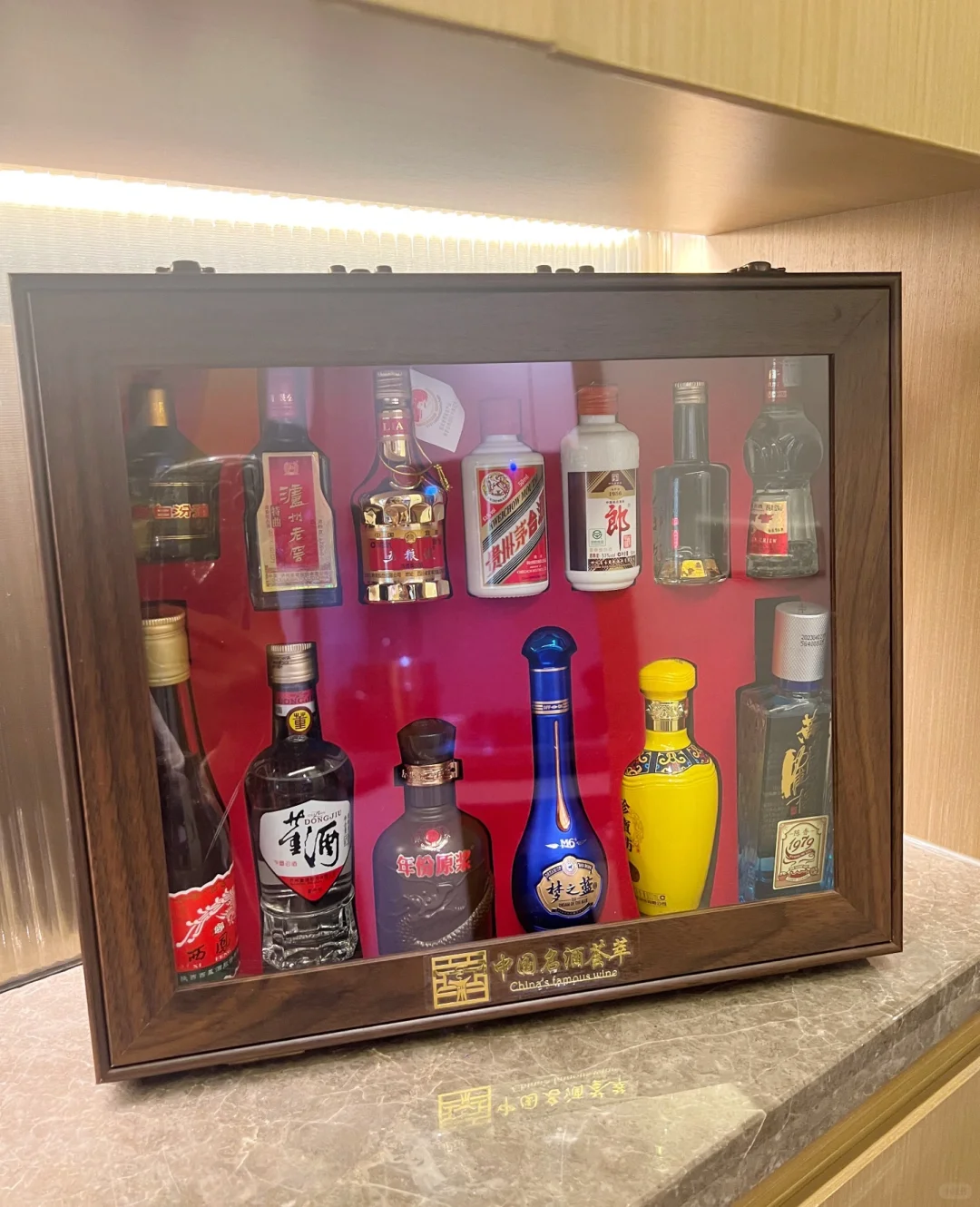 今年最美中秋礼盒;13支白酒小酒版礼盒??