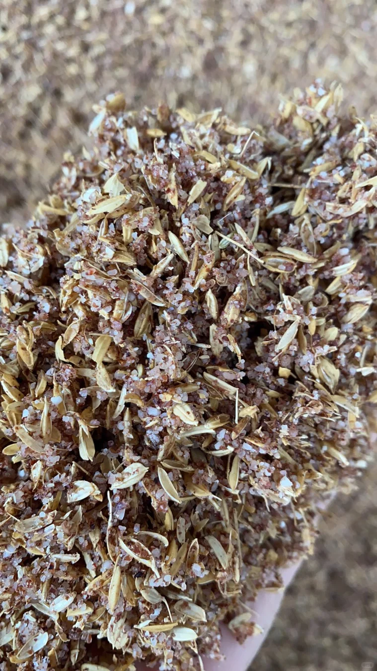 农家自酿纯粮白酒，固态发酵传统工艺