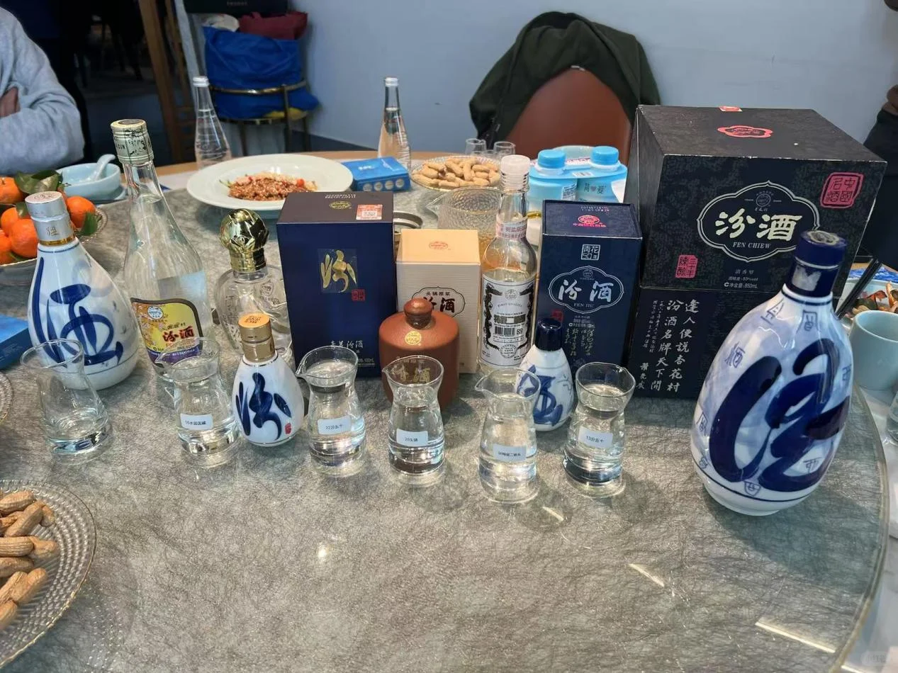 再品汾酒和茅系