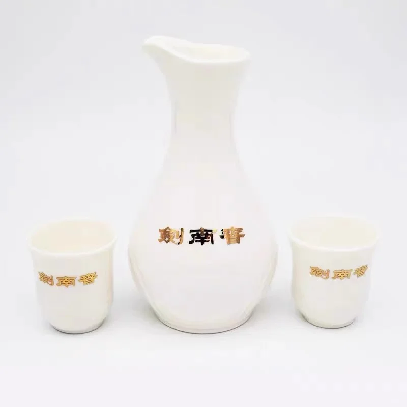 ?浓香型小酒版，品鉴白酒新体验?