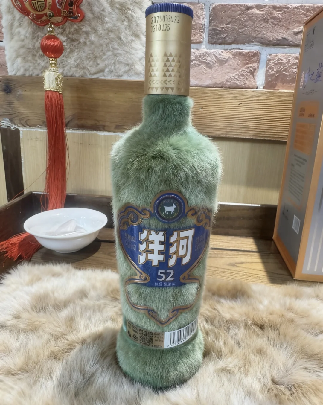 天冷加衣，白酒也是