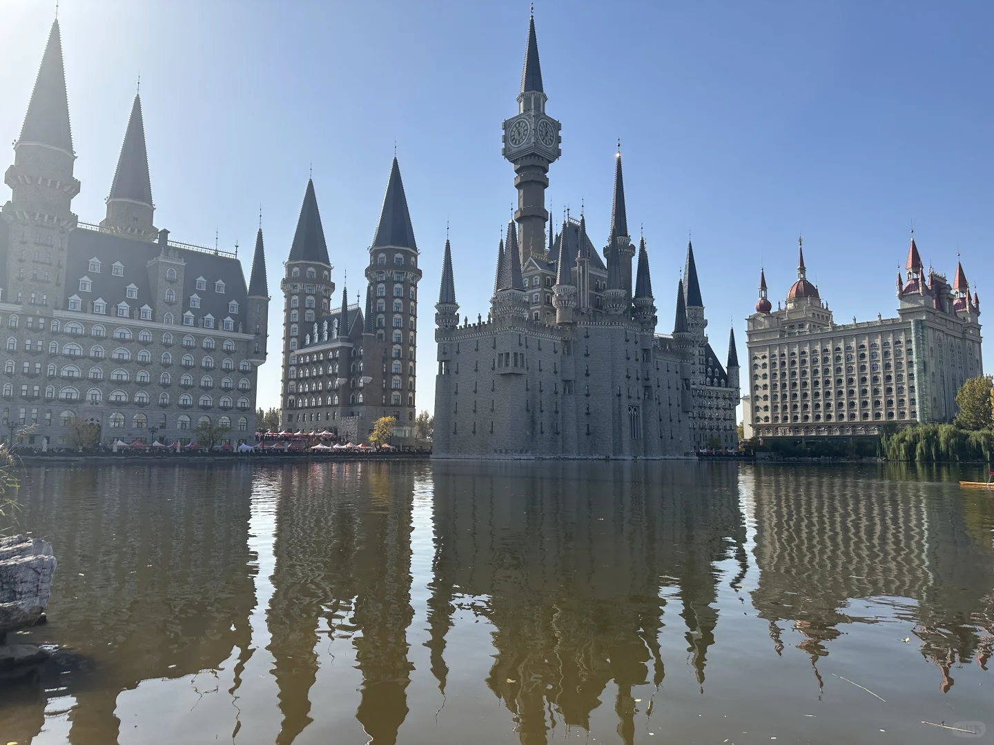 来河北美院看雕塑展啦