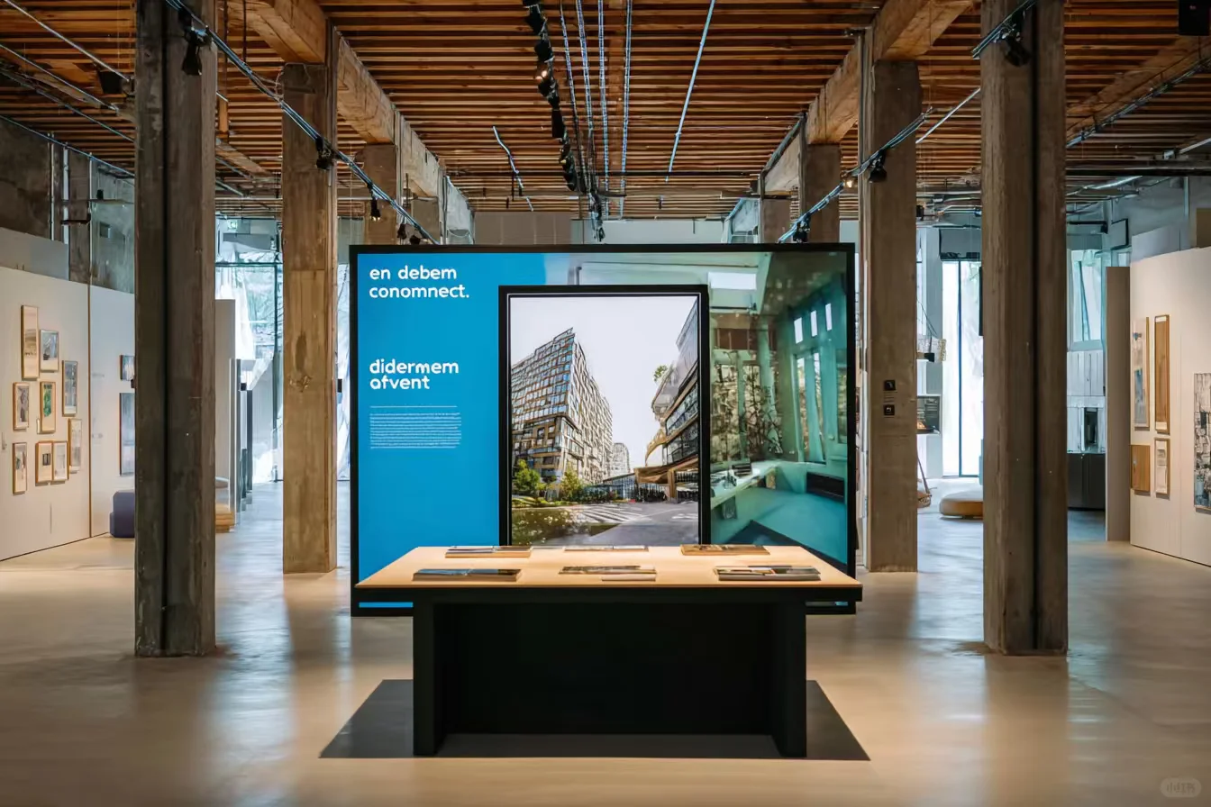 工业风艺术展览空间