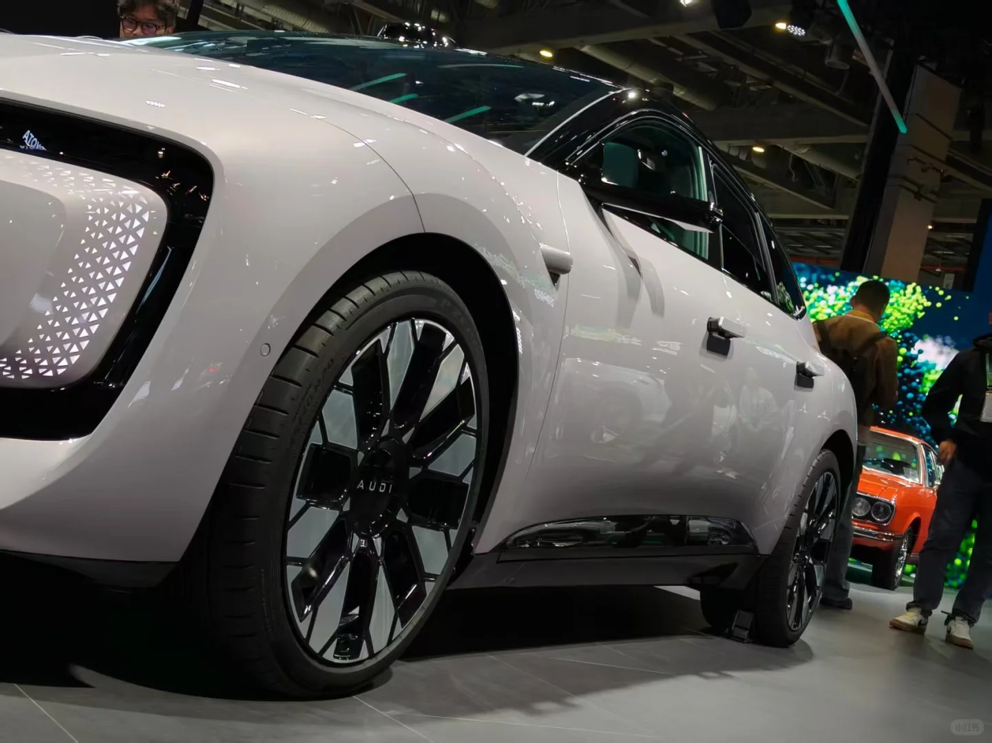 进博会大众集团展台 竟然还有经典车