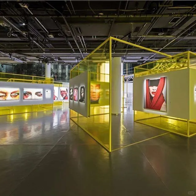 光影流动间✨工业风光影艺术展太出片啦！