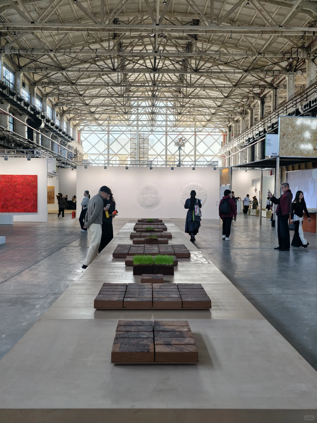 看不懂的西岸艺术设计展，拍照很好看～