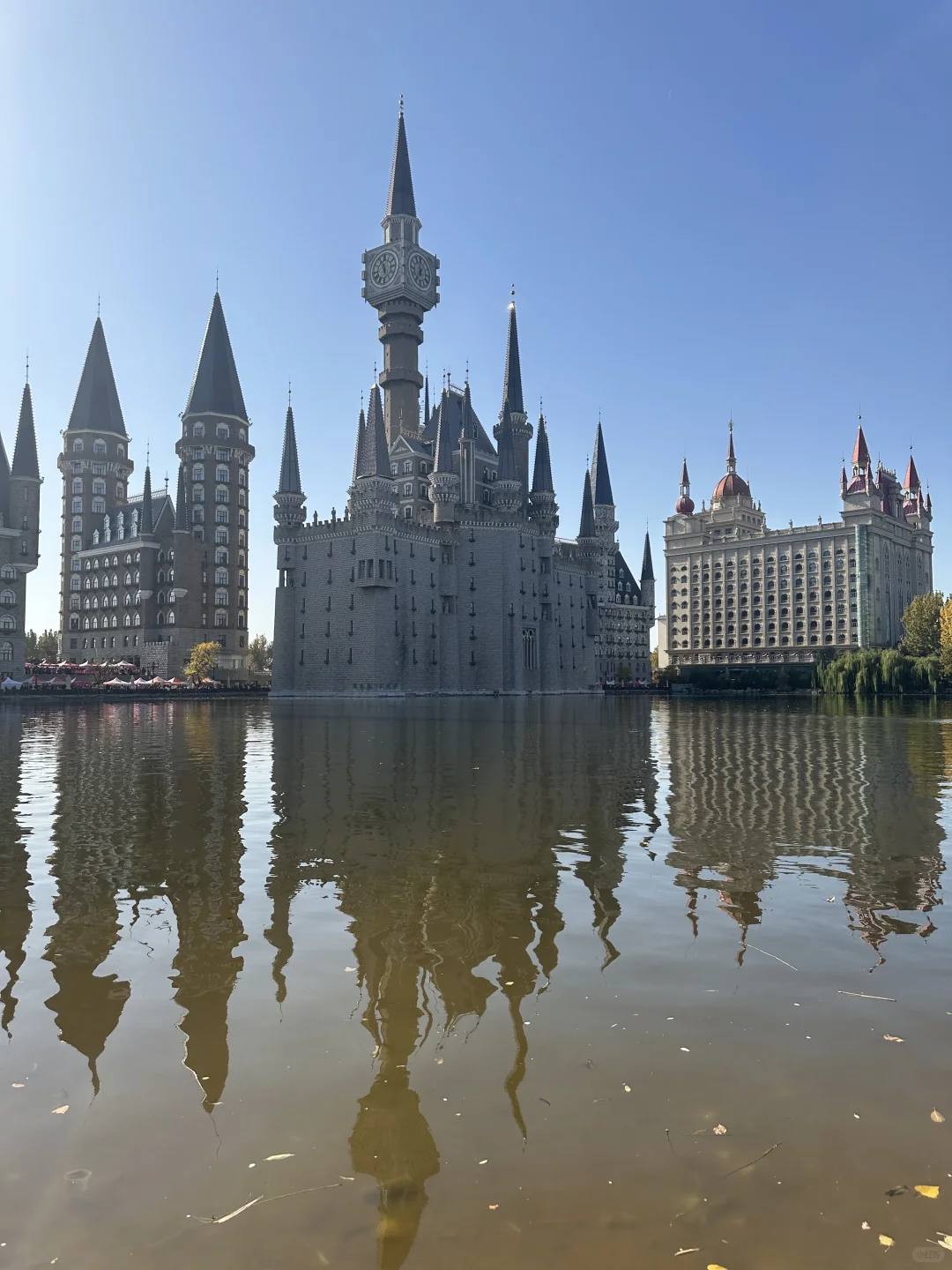 来河北美院看雕塑展啦