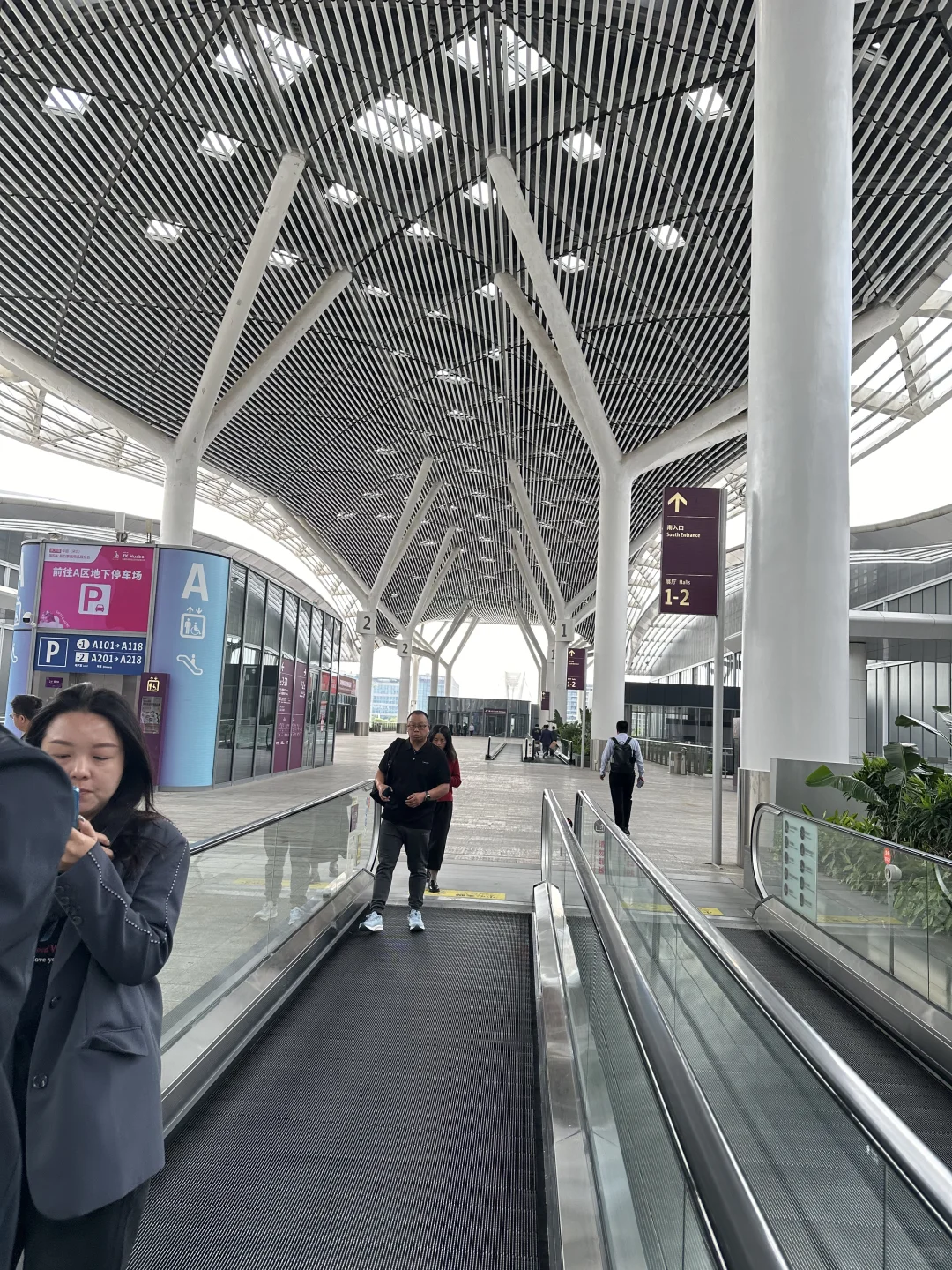 深圳礼品展堪称大型全新旧货市场?淘了一堆