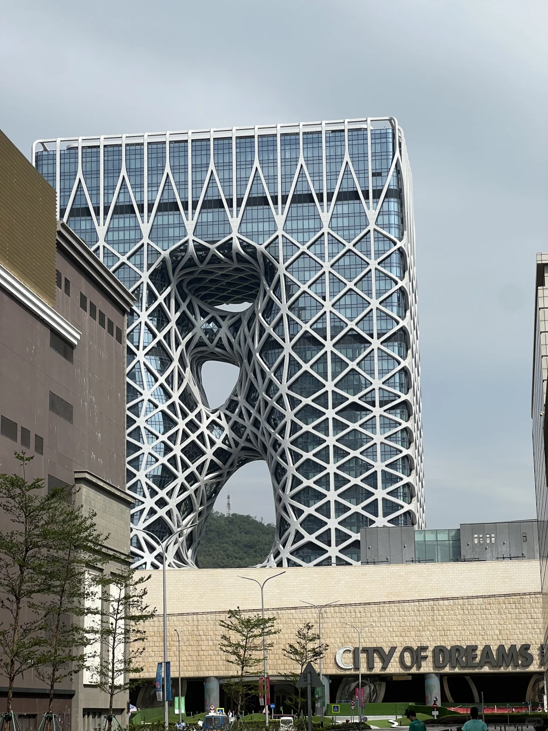 国际快递平价的 联系我谢谢