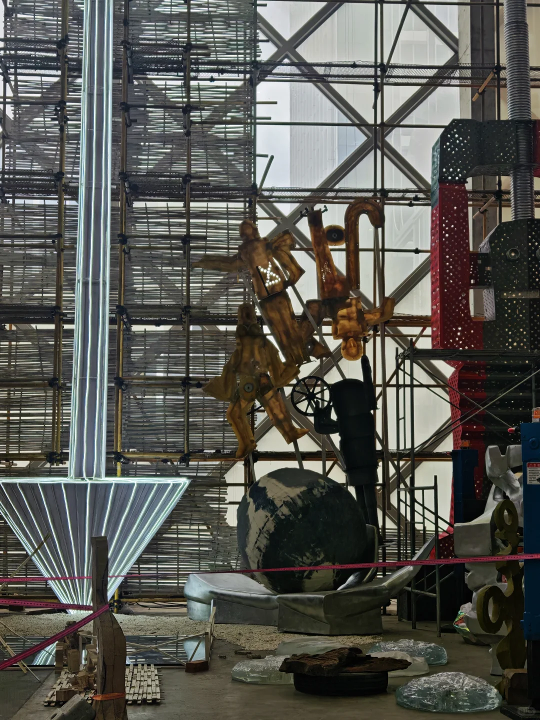 2025西岸艺博会｜完了，我不够艺术！