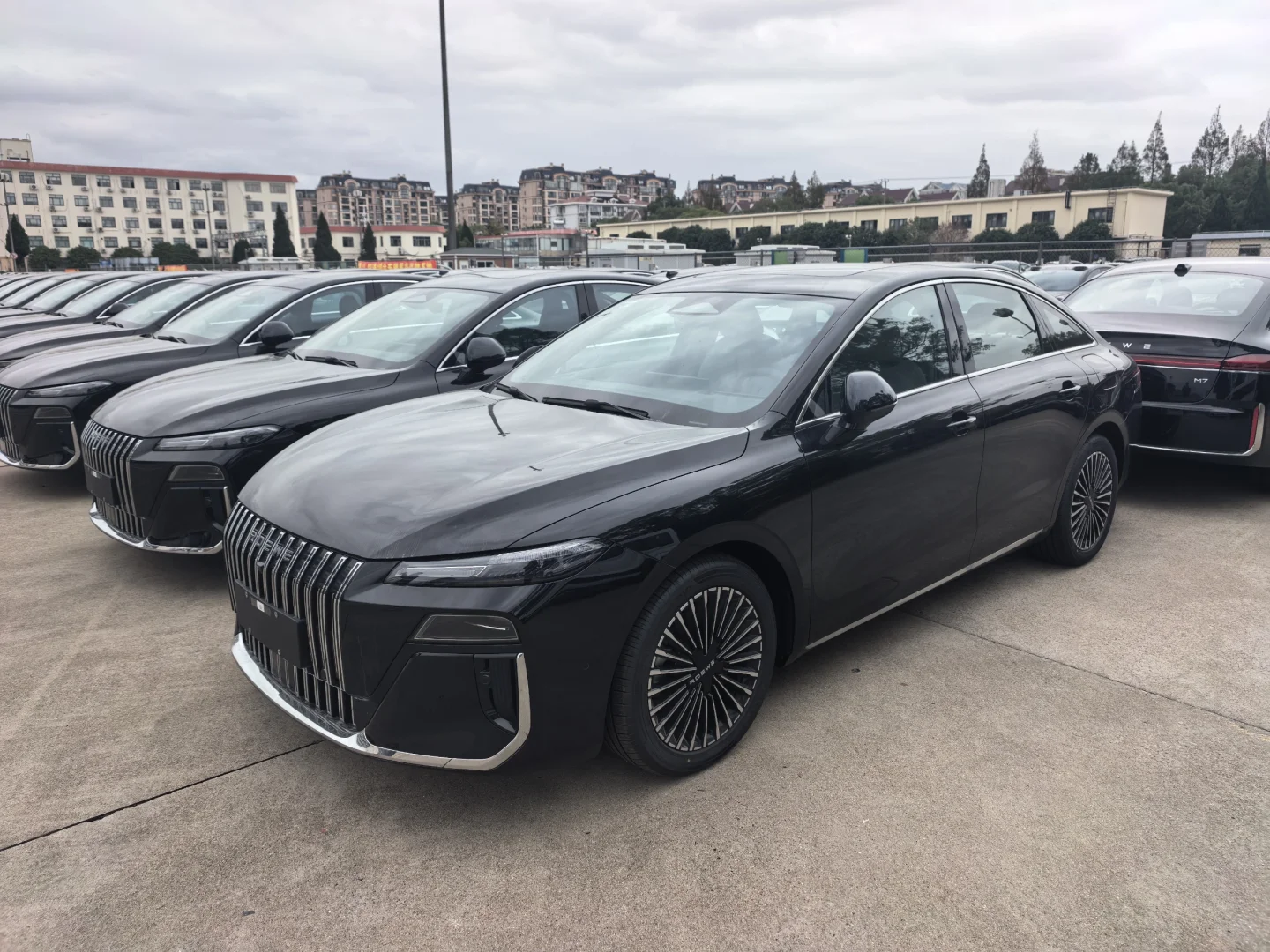 进博会M7特价处理，一手车一手户，独家车源