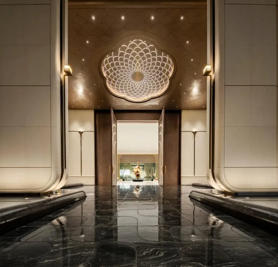 广州顶豪疯了!保利保利玥玺湾狂揽106亿!