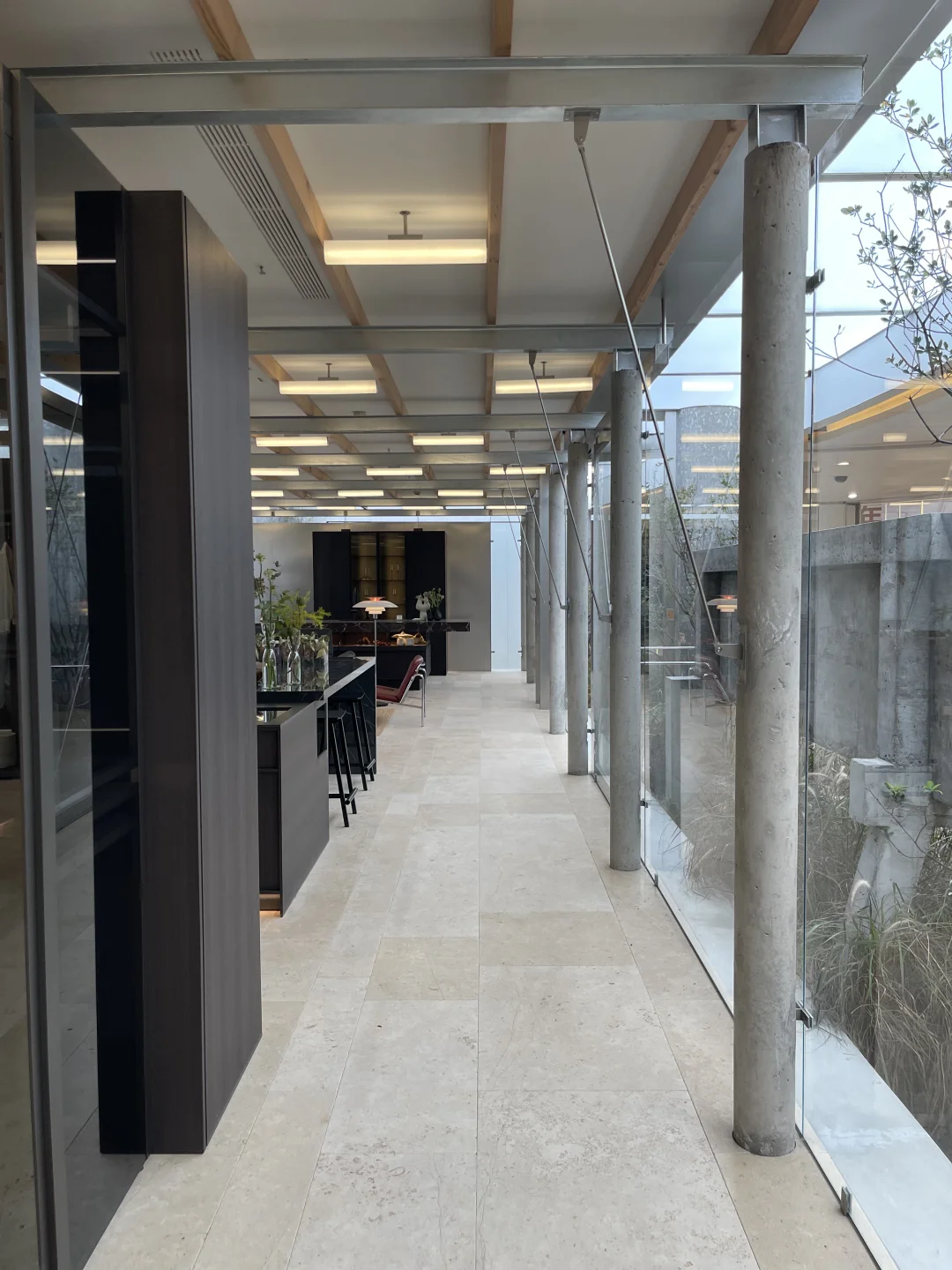 走进一家工业风的亭阁空间|上海poqqen pohl