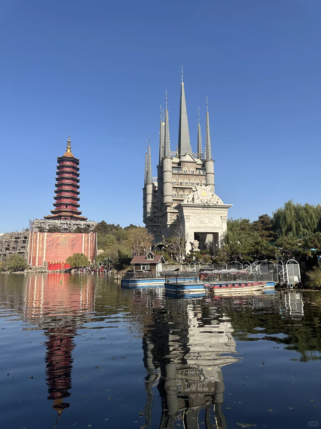 来河北美院看雕塑展啦