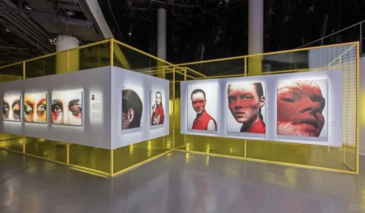 光影流动间✨工业风光影艺术展太出片啦！