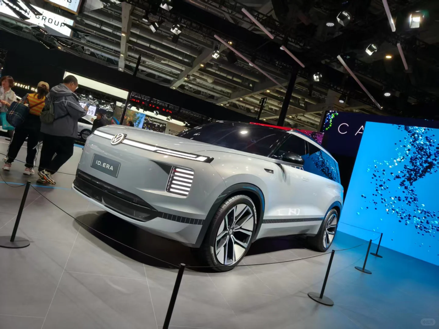 进博会大众集团展台 竟然还有经典车