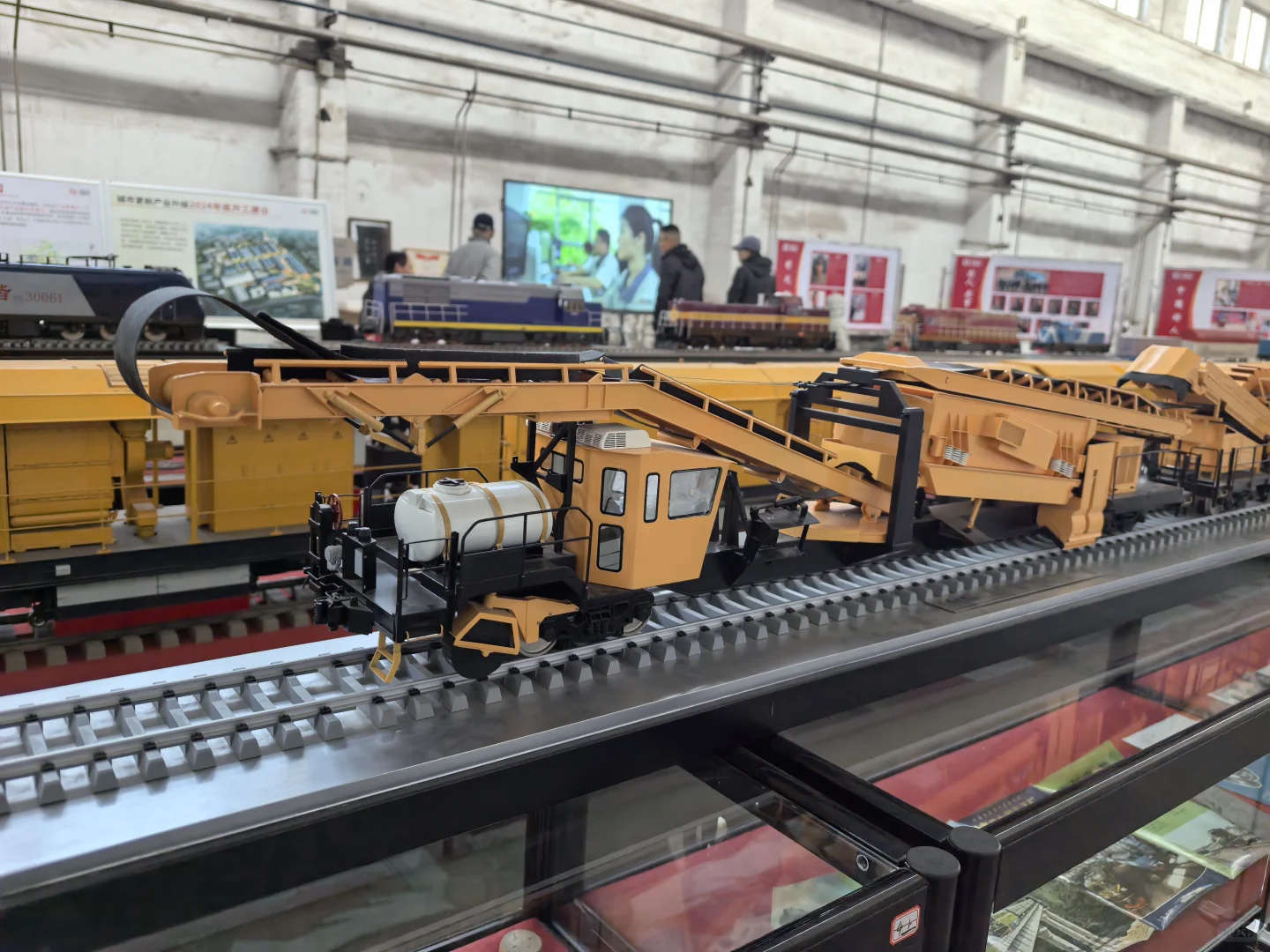 北京二七机车厂火车展