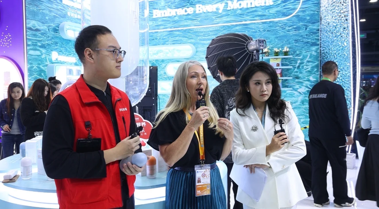 妈妈,我在新闻上看到老熟人了!!