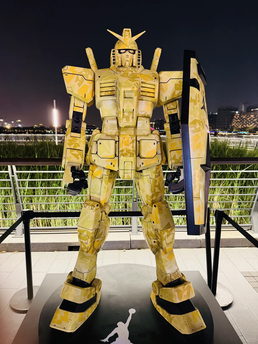 ?西岸梦中心|免费高达展娃玩到不想走?