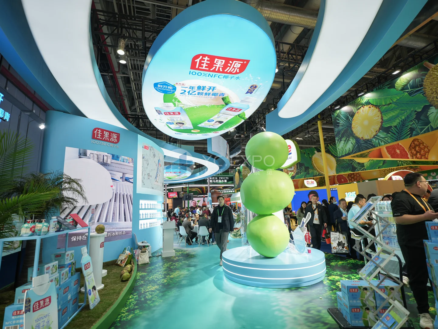 某博会”佳果源“展台设计搭建效果