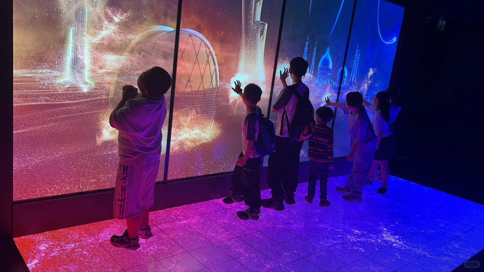 再次免费? 打卡世博城Expo City