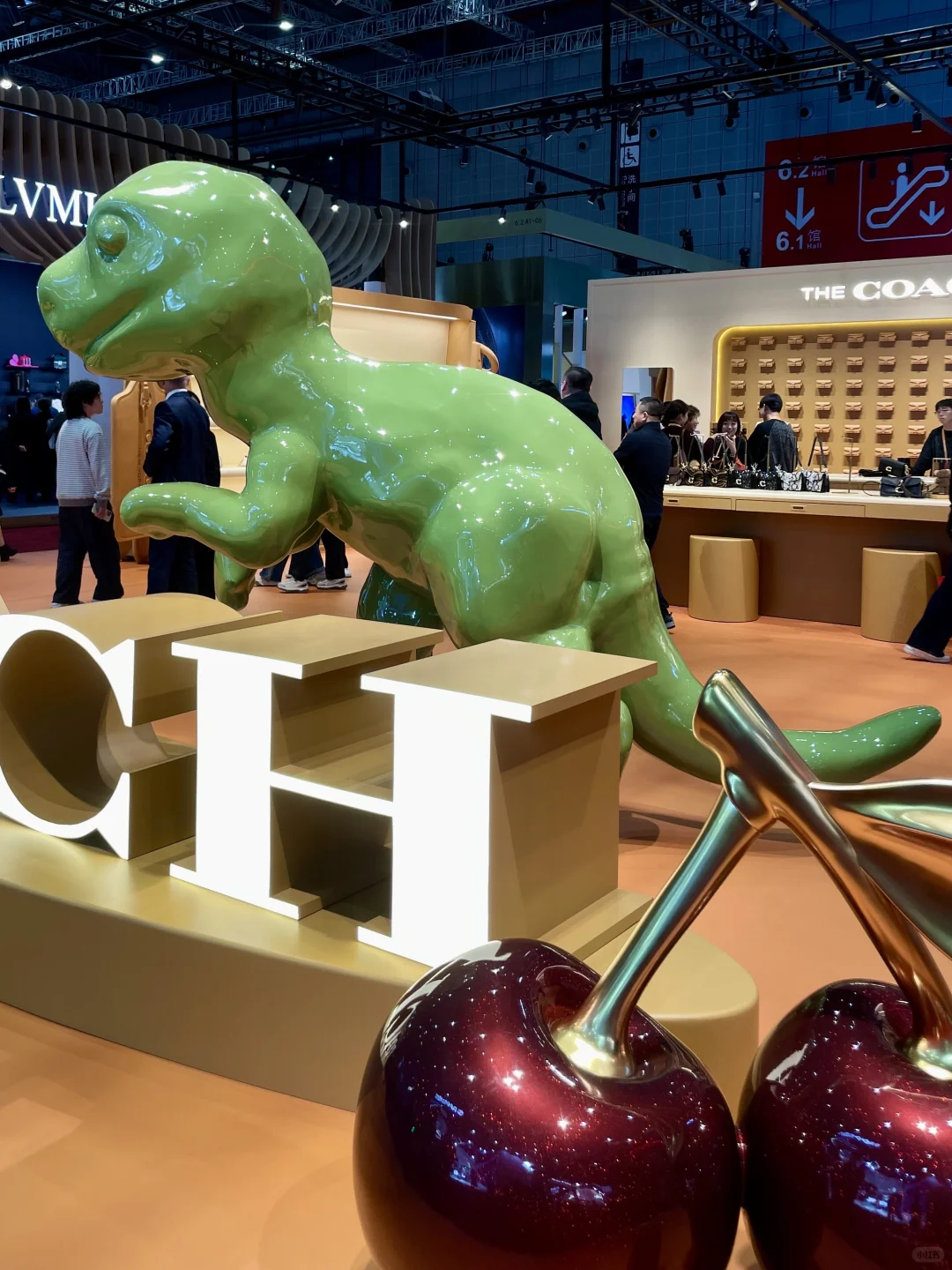 在进博会工作六天的审美积累