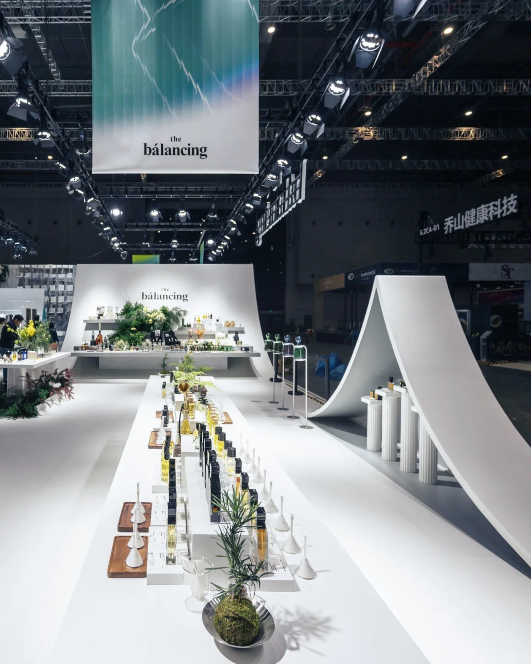 感应场|理性与感性的双重平衡