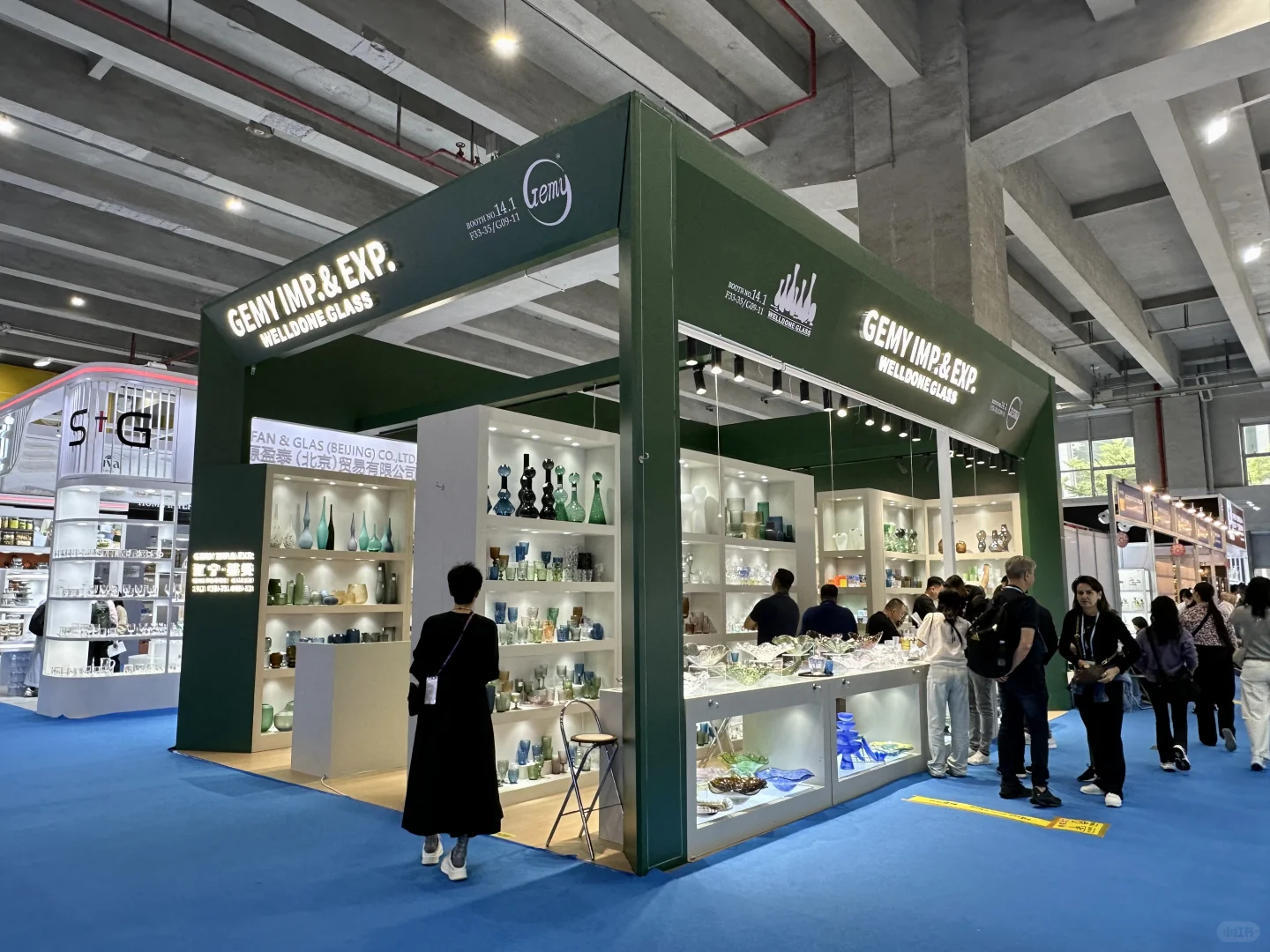 广交会双面开展台就这样设计！