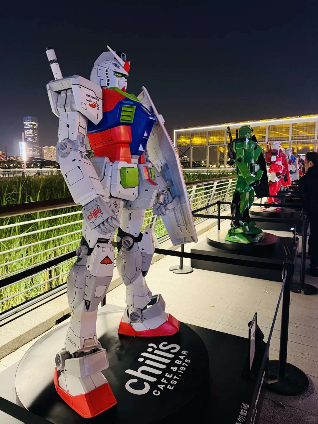 ?西岸梦中心|免费高达展娃玩到不想走?