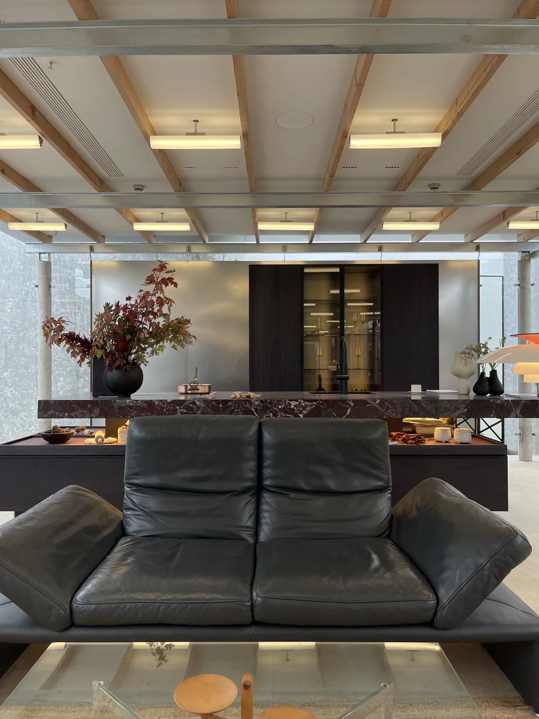 走进一家工业风的亭阁空间|上海poqqen pohl