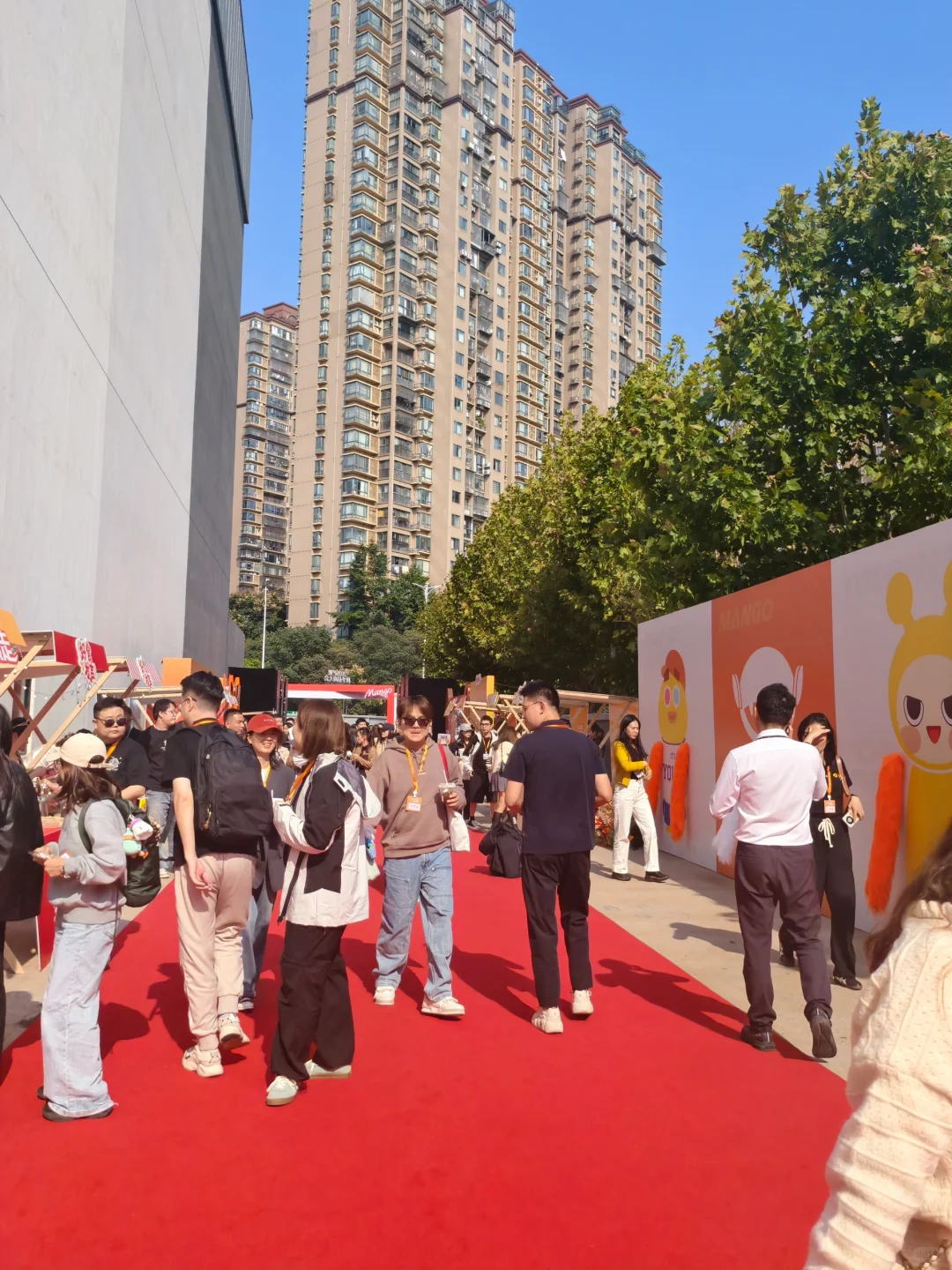 是谁又来摸鱼啦～