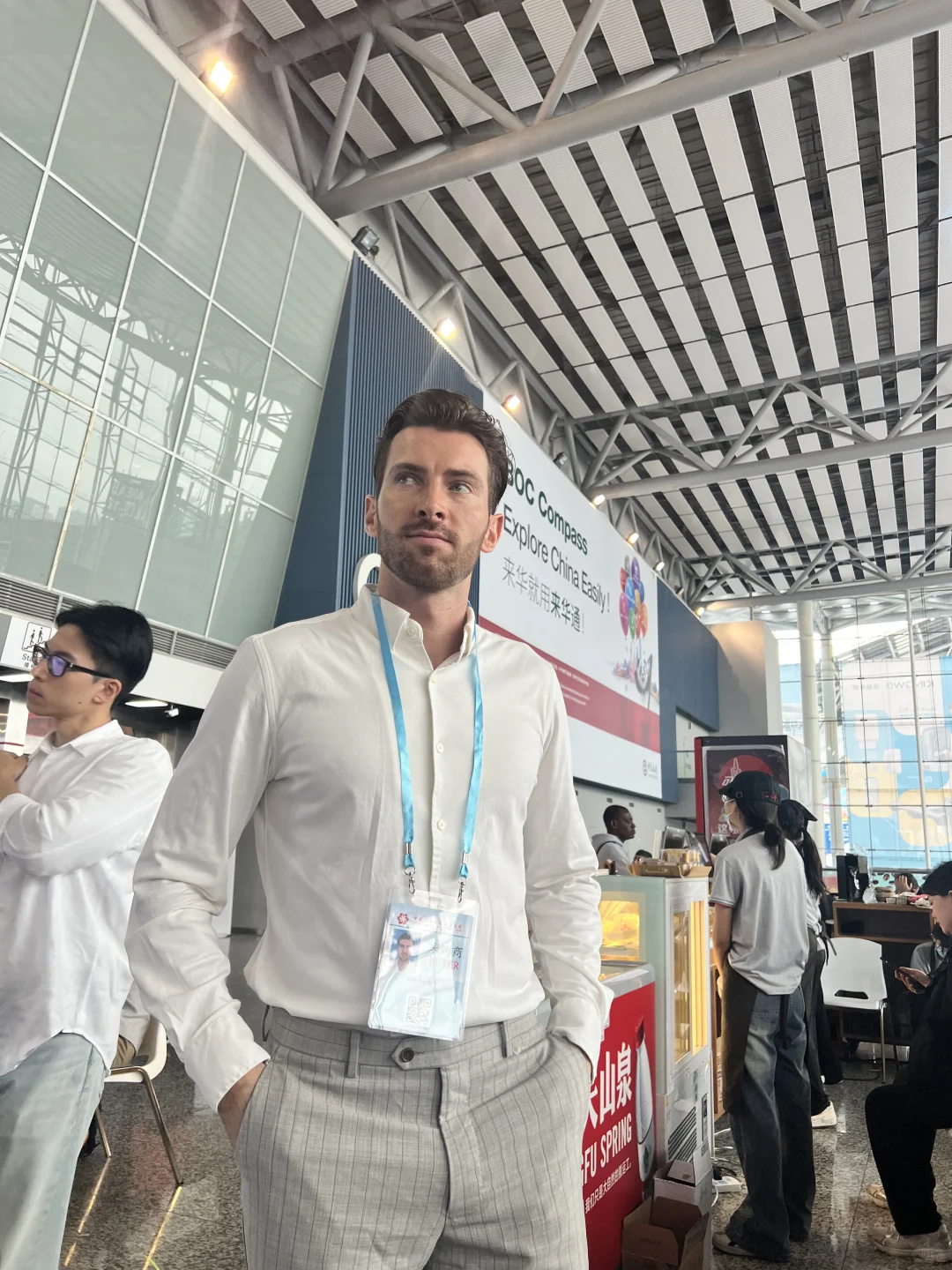 参加广交会,我蹭了一个大合照?