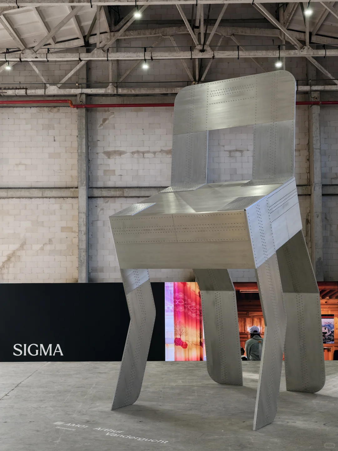 看不懂的西岸艺术设计展，拍照很好看～