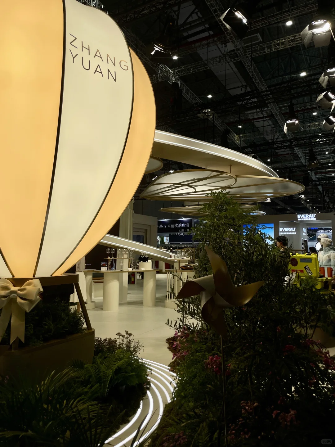 在进博会工作六天的审美积累