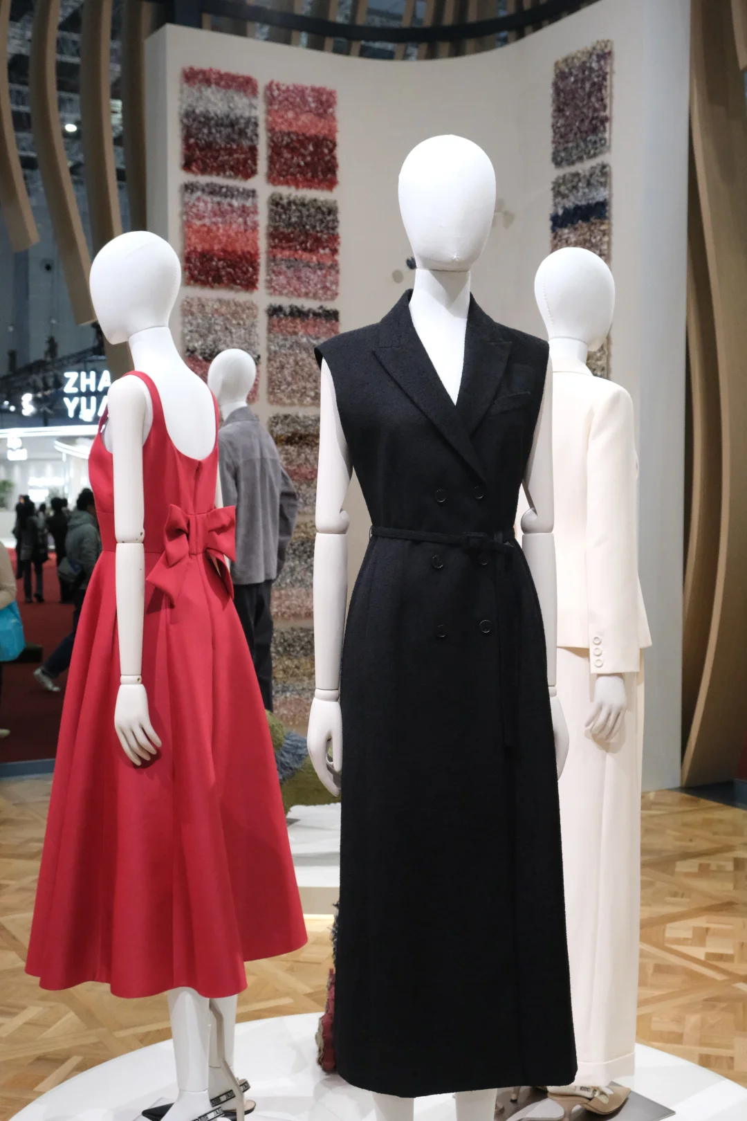 在当下触摸时光与美的流动